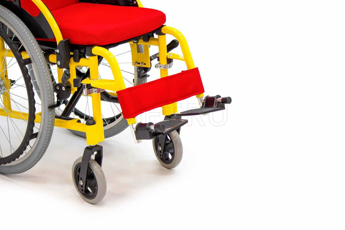 Механическое кресло-коляска детское MET ПОУЛ 23463