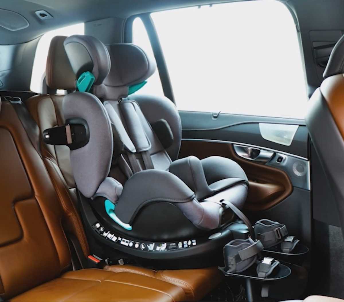 Детское автомобильное кресло Nuvola car Booster