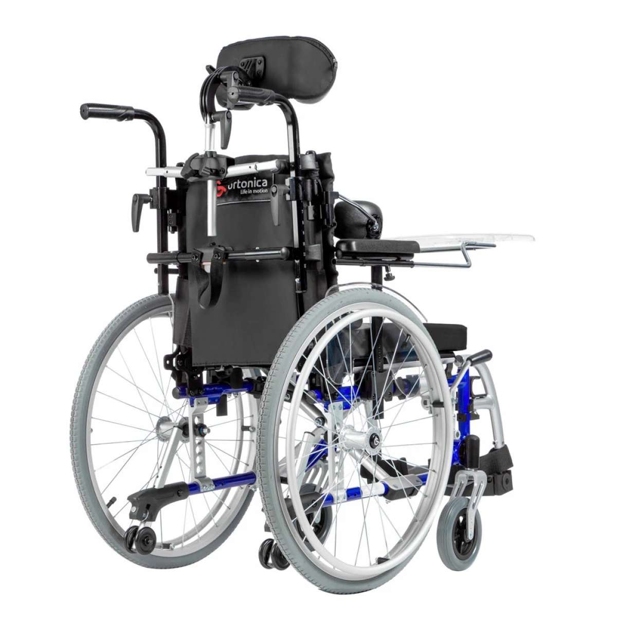 Кресло-коляска для инвалидов Leo (Puma 600)