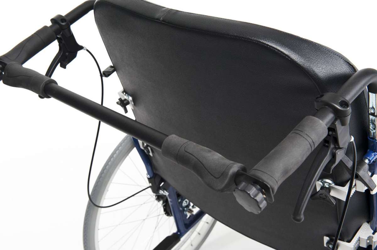 Инвалидное кресло-коляска Vermeiren V100 XL