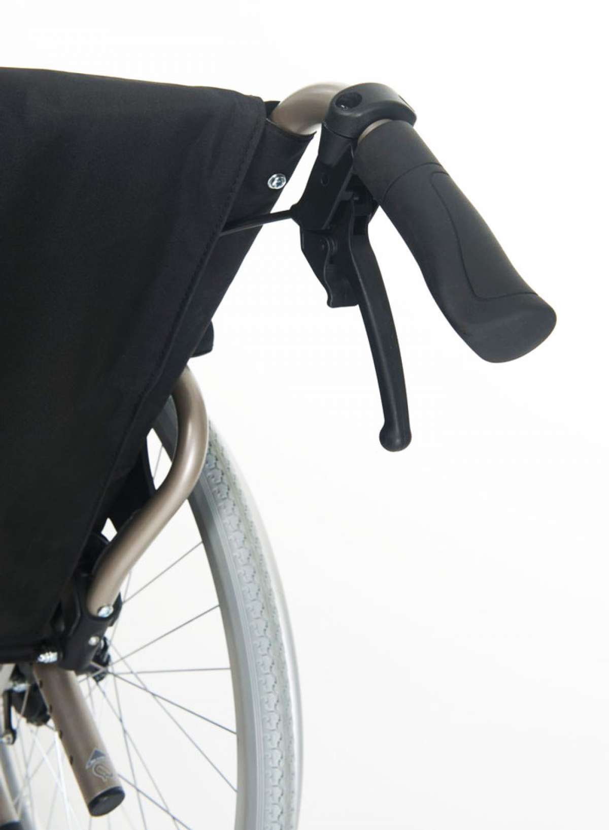 Инвалидное кресло-коляска V200XL