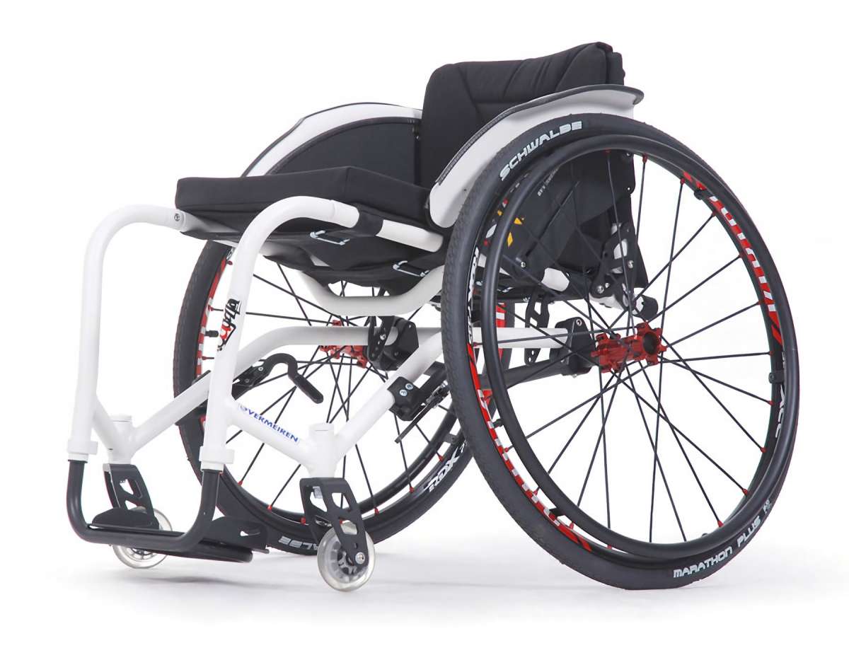 Инвалидное кресло-коляска Vermeiren Sagitta