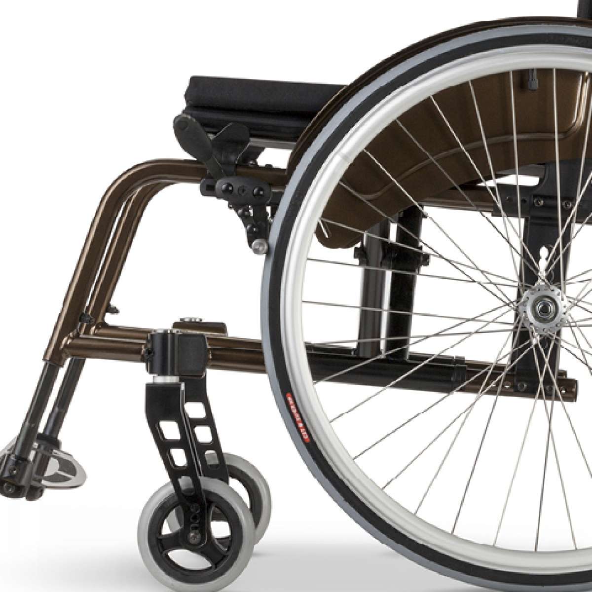 Инвалидная кресло-коляска активного типа Avanti
