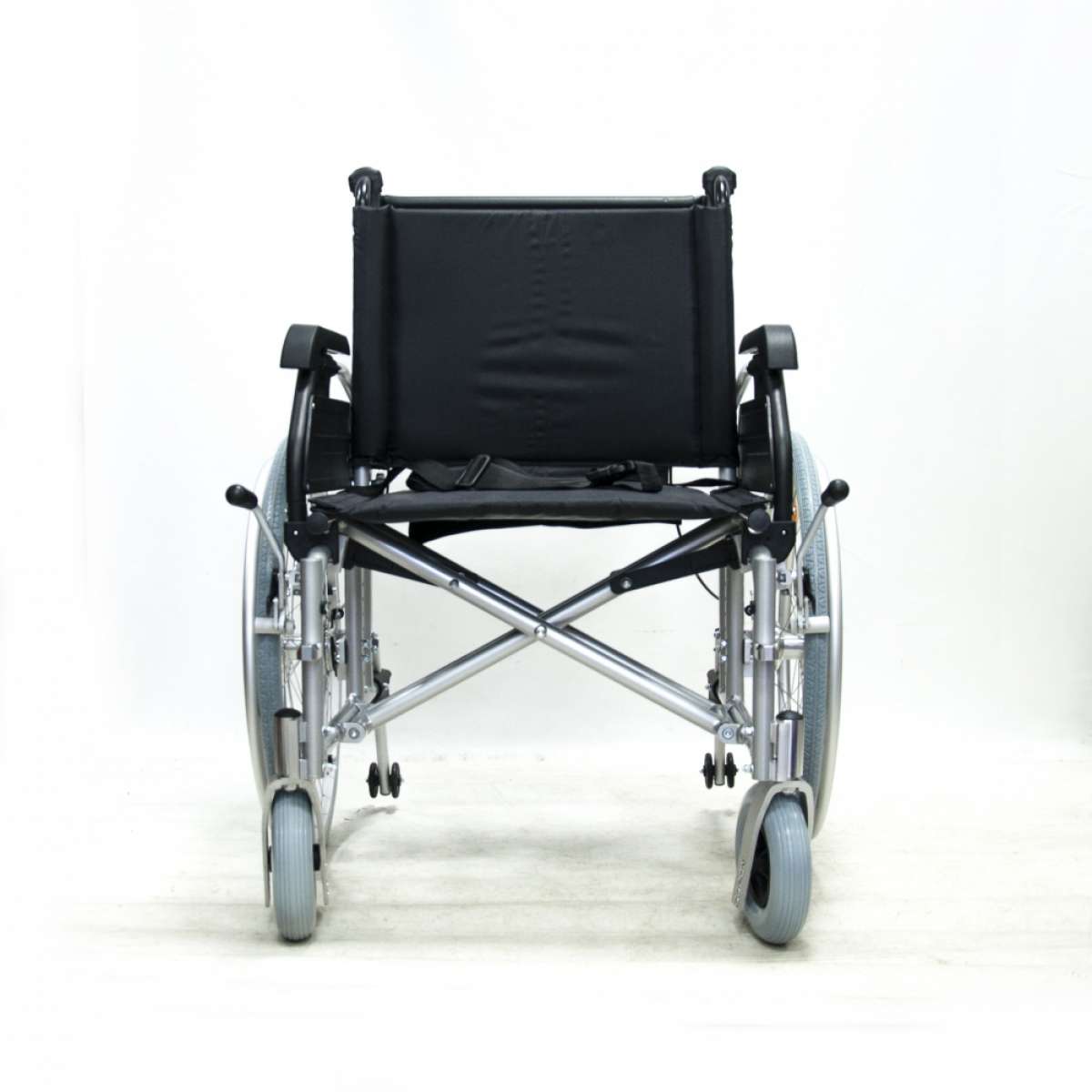 Кресло - коляска компактное складное повышенной грузоподъёмности KY974