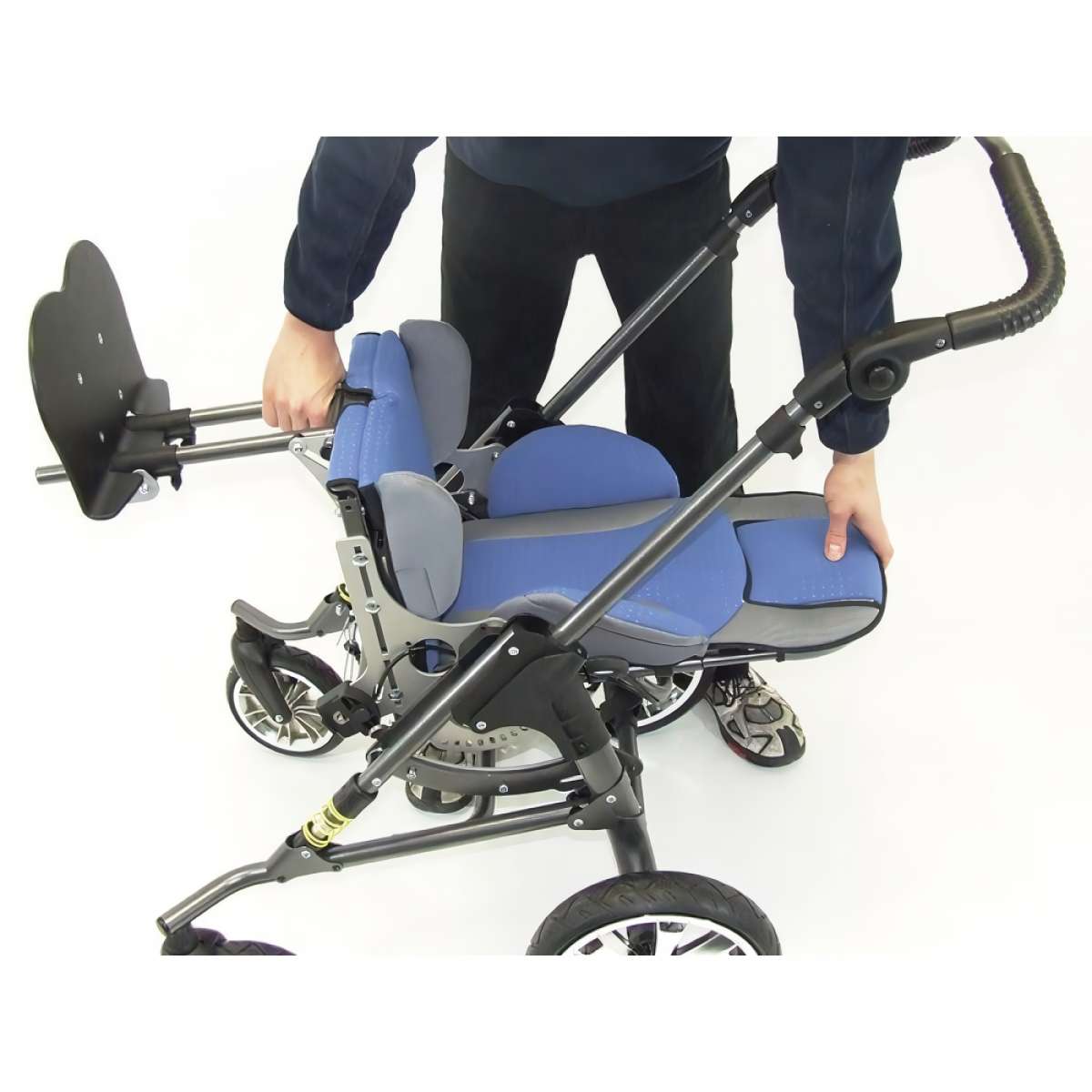 Кресло-коляска прогулочная для детей с ДЦП Hoggi Bingo Evolution