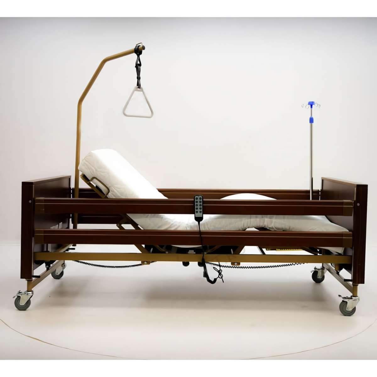 Кровать многофункциональная медицинская электрическая с регулировкой высоты MET TERNA WENGE 19073