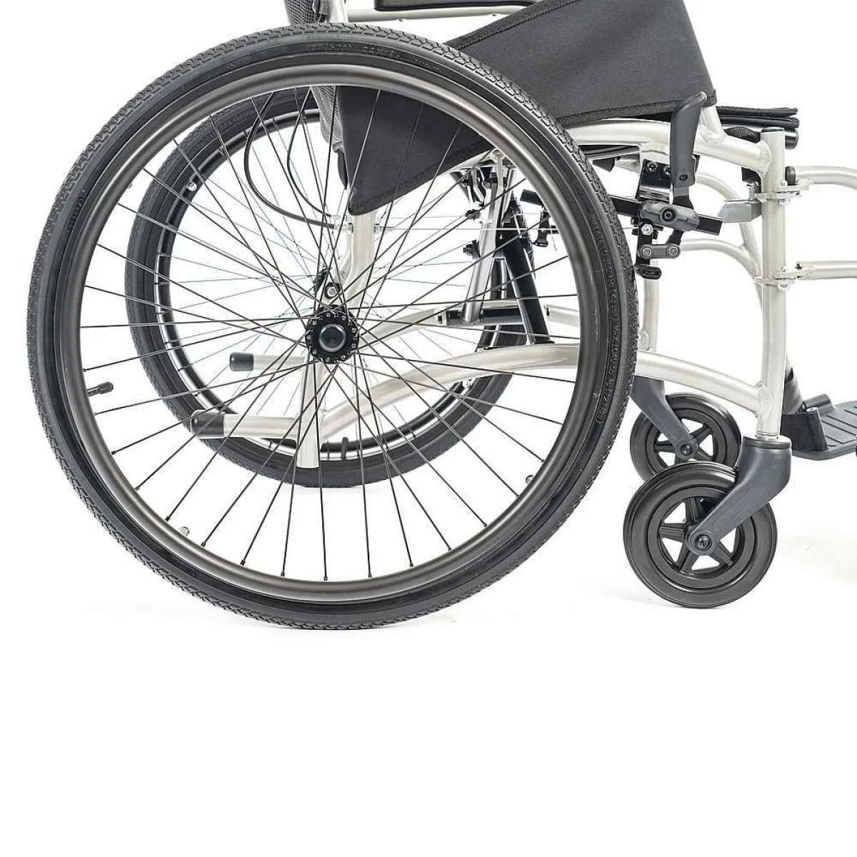 Кресло-коляска инвалидная алюминиевая, облегченная MET FLY 300 18984