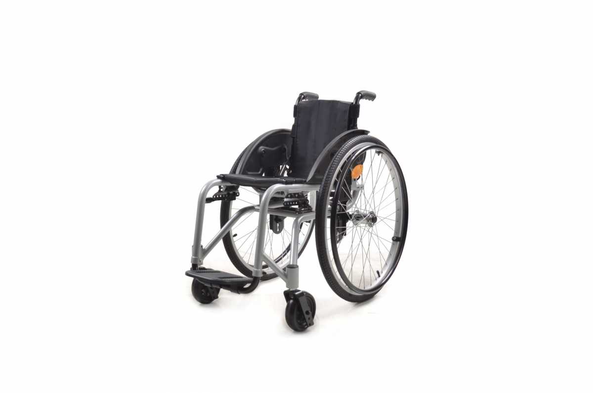 Активное кресло-коляcка с регулируемой спинкой Omega Active 122